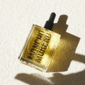 Envase de Shine On Me Serum de Moncho Moreno, sérum iluminador y reparador de puntas