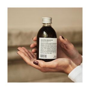 Envase de Healthy Smoothie Shampoo de Moncho Moreno, champú nutritivo y revitalizante.