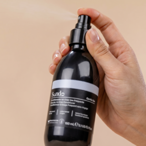 Spray Acondicionador Sin Aclarado Gentle Use de Sendo Concept, hidratación ligera y desenredado rápido.