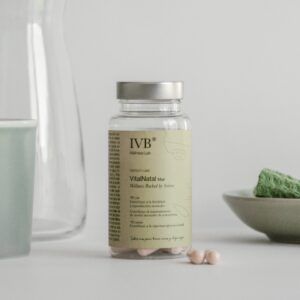 Bote de VitalNatal Man de IVB Wellness, suplemento para la optimización de la fertilidad masculina.