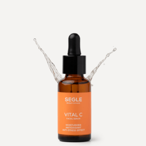 Frasco de Sérum Vital C de Segle Clinical, tratamiento iluminador y antioxidante