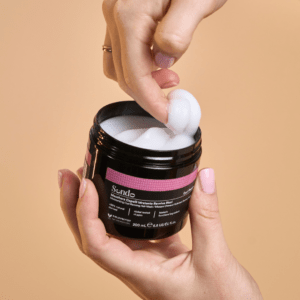 Bote de Mascarilla Capilar Hidratante para Rizos Sendo Concept, tratamiento intensivo para cabellos rizados.